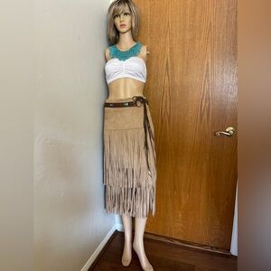 New York & Company tan fringe skirt size 8